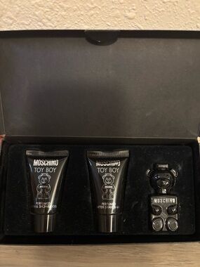 Moschino Toy Boy Men’s Grooming Set - Black